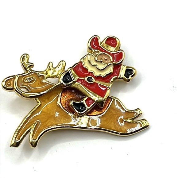 Christmas Cowboy Santa Riding Reindeer Brooch Pin Made in India Edgar Berebi 🎅 - Picture 1 of 4